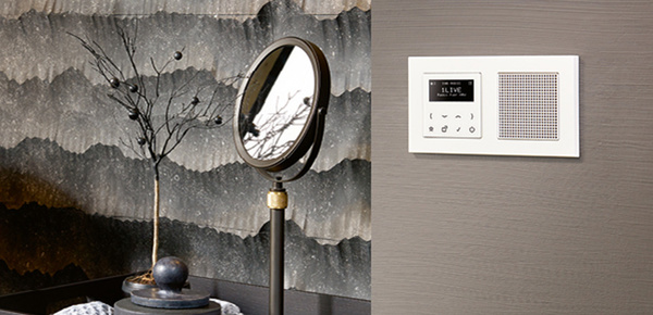 JUNG Smart Radio DAB+ bei Korn Elektroinstallation GmbH in Bindlach/Benk