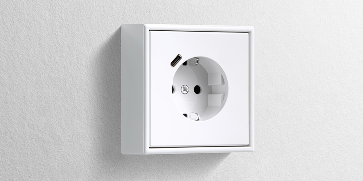 Erweiterter Anschlussraum für die Nachrüstung bei Korn Elektroinstallation GmbH in Bindlach/Benk