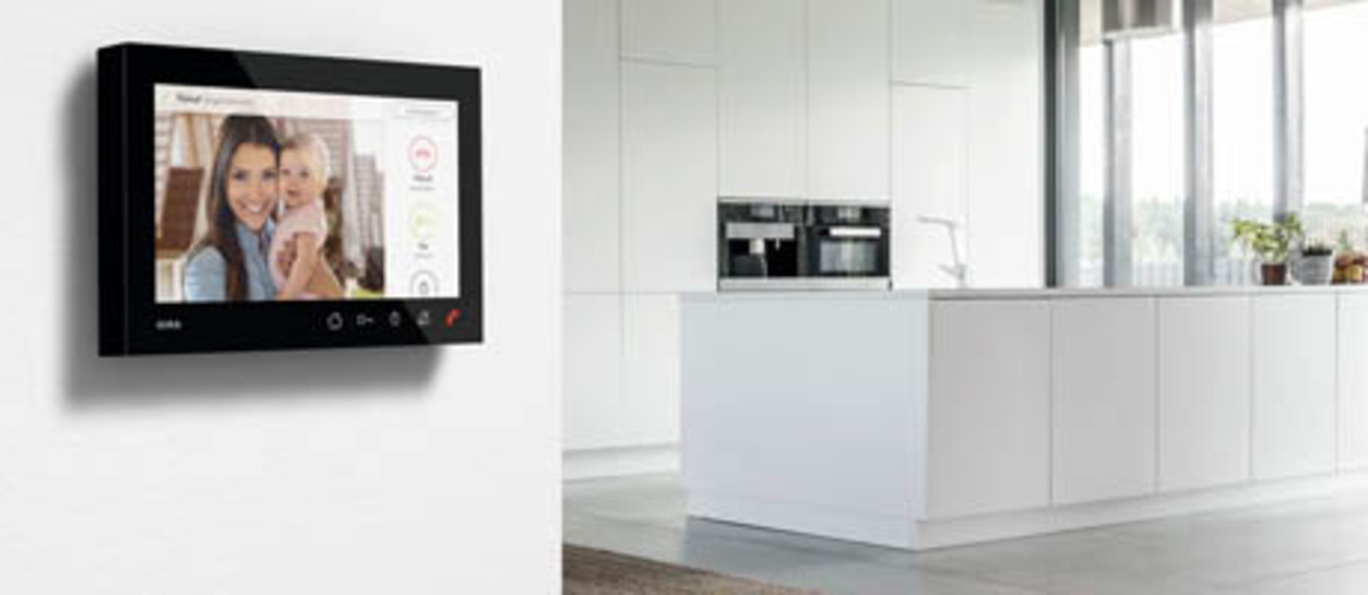 Gira Wohnungsstation bei Korn Elektroinstallation GmbH in Bindlach/Benk