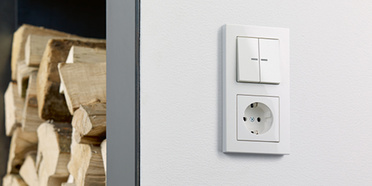 JUNG KNX Taster F 10 bei Korn Elektroinstallation GmbH in Bindlach/Benk